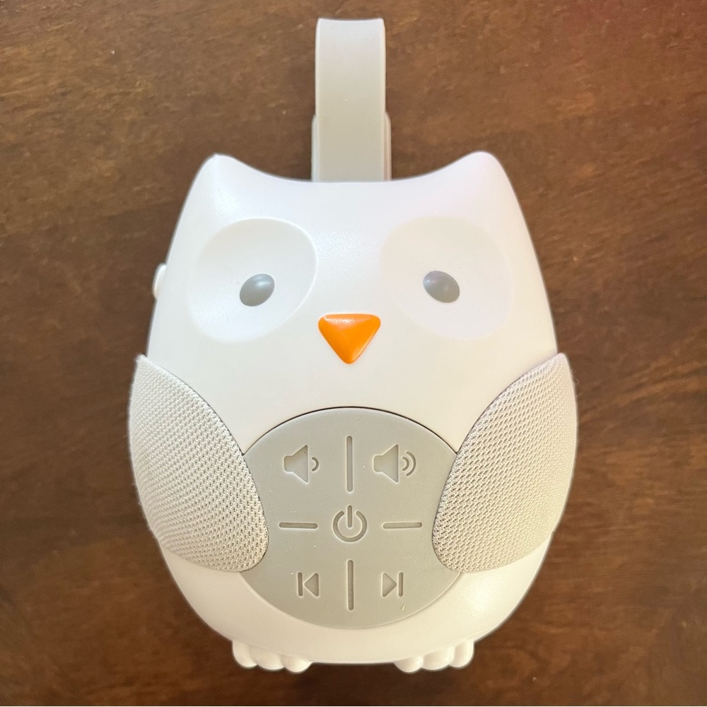 Baby Portable Sound Machine with 12 Sounds; White Noise, Lullaby, Nature Sounds
